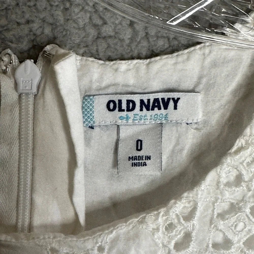 Old Navy Dress Womens Size 0 White Eyelet Cottagecore Minimalist Capsule - Picture 8 of 11